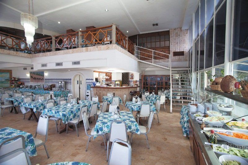Hotel Costa Del Sol